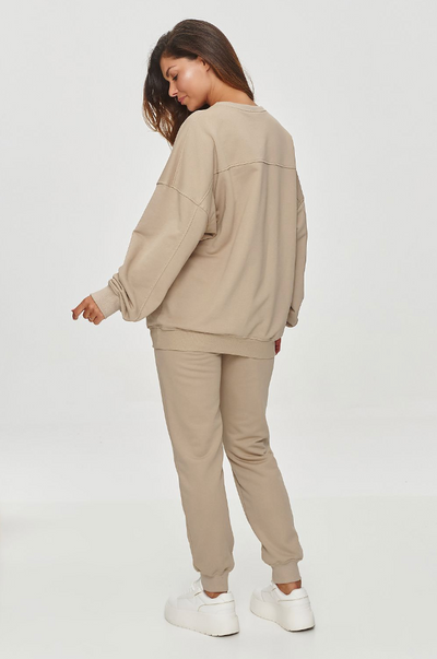 Essential Relaxed-Fit Sweatshirt – Timeless Comfort
