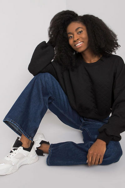 Cropped Quilted Sweatshirt – Cozy Meets Style