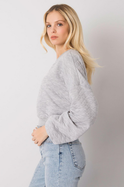 Cropped Quilted Sweatshirt – Cozy Meets Style
