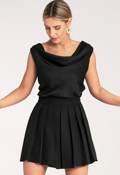 Veloura – Pleated Skirt