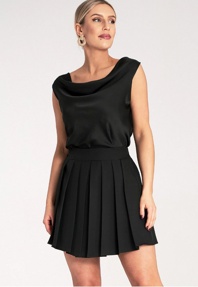 Veloura – Pleated Skirt