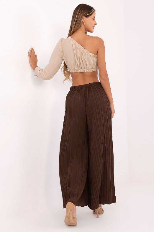 Elara Pleated Wide-Leg Trousers
