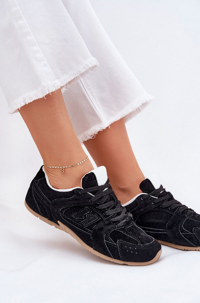 Lina – Classic Eco-Suede Sneakers