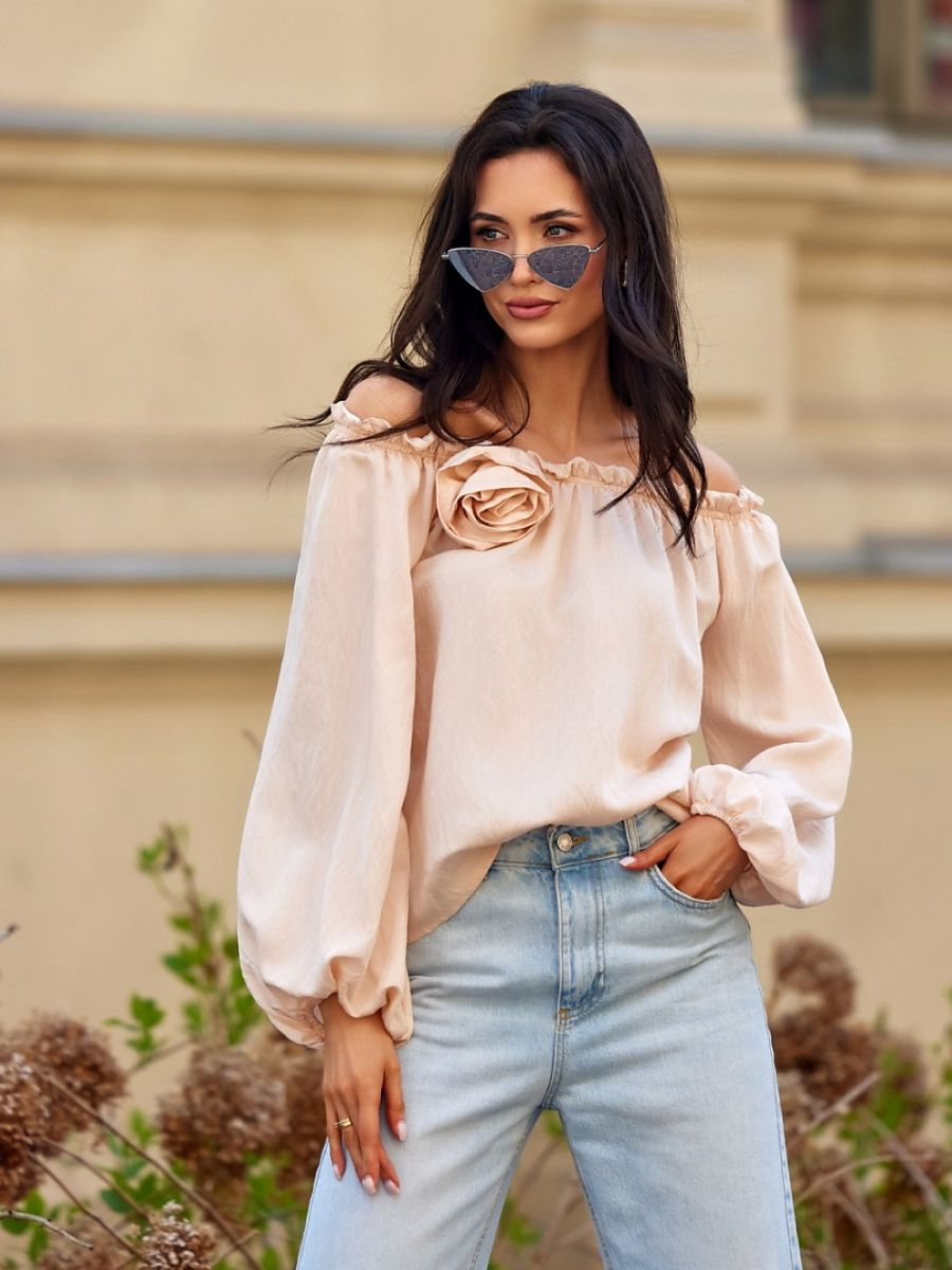 Fer Off-Shoulder Blouse – Soft Pistachio Rose