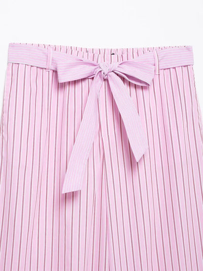 Luxe Loungewear Set – Striped Pink Elegance